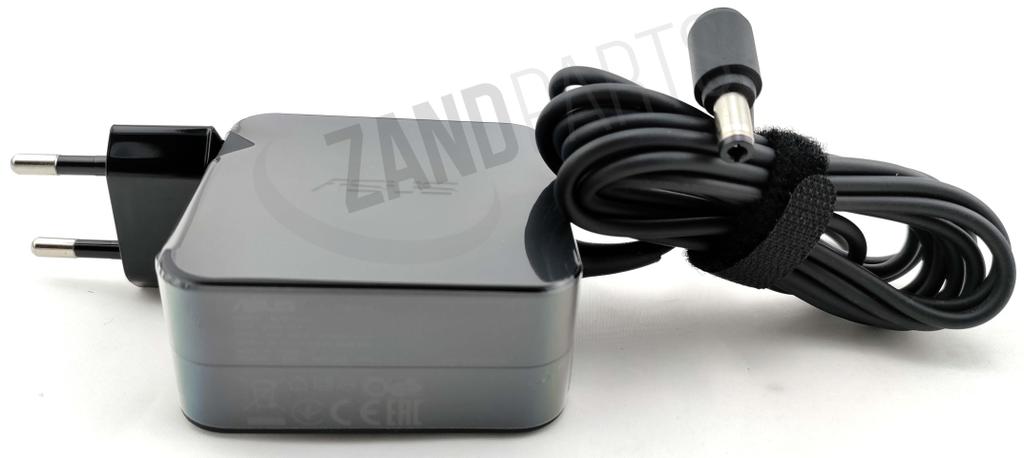 Asus AC Adapter 45W19V 2P 5.5PHI