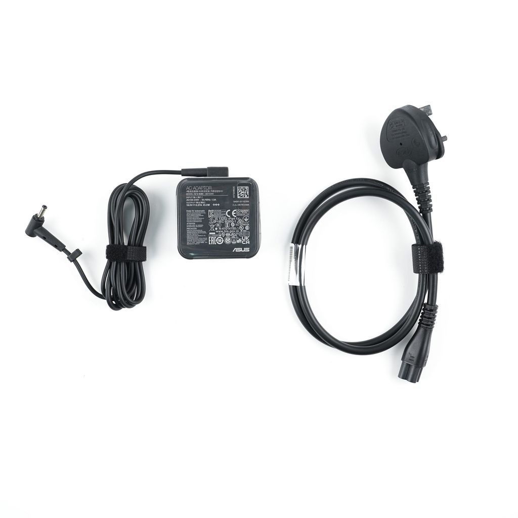 Asus ADAPTER 45W 19V (BLACK) UK TYPE